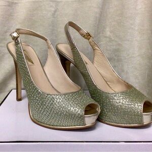 Sexy Guess Mermaid Mint Green & Gold 5” Stilettos